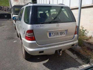 Mercedes-Benz Clase M 2004