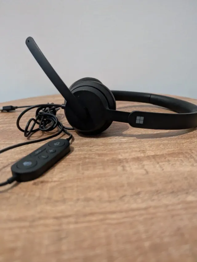 Auriculares Microsoft USB Negros