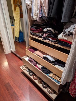 Armario de ensueño, 2x2m puertas espejo, perfecto