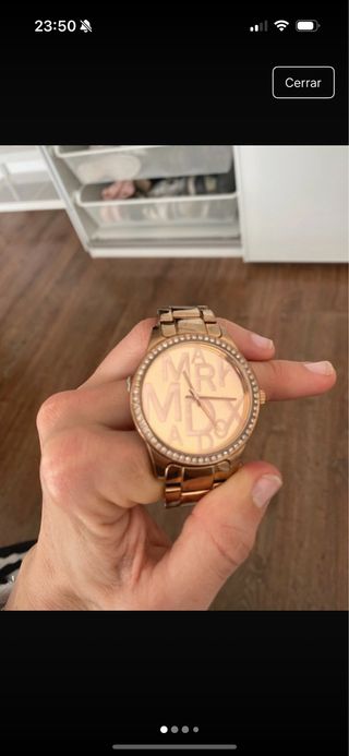 Reloj Mark Maddox Dorado y Rosa. sin pila