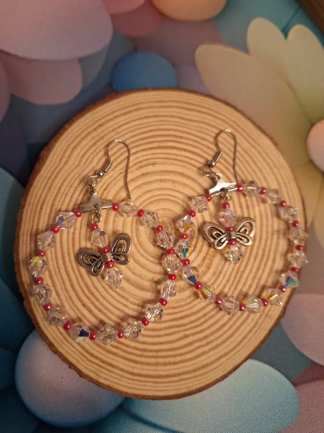 Pendientes artesanales de bisutería