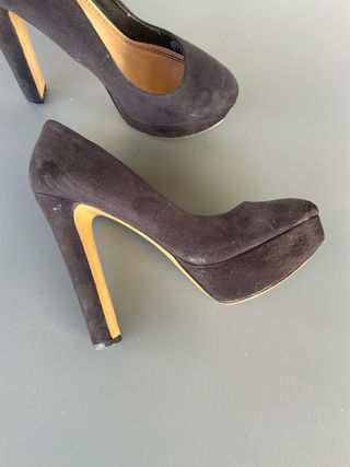 Zapatos de tacón negros con plataforma