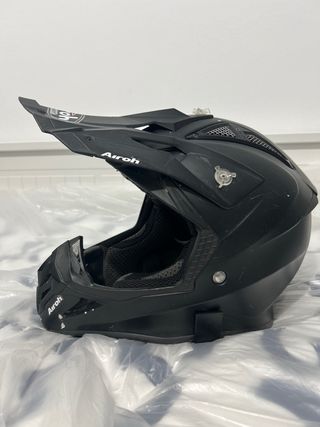 Casco Airoh Aviator 2.0 con Gafas