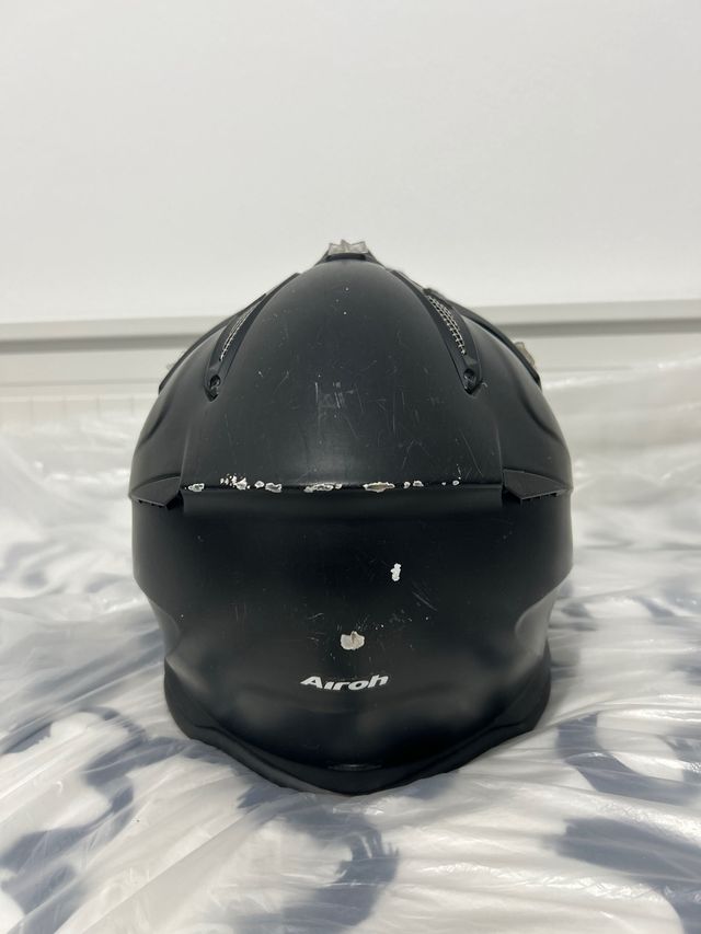 Casco Airoh Aviator 2.0 con Gafas