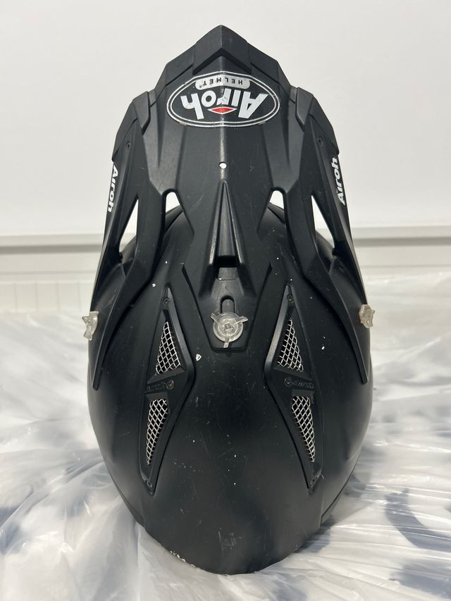 Casco Airoh Aviator 2.0 con Gafas