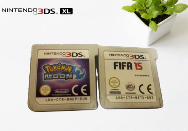 Nintendo 3DS XL Blu con giochi: FIFA 15 e Pokémon