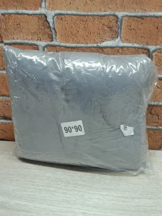 Tappeto peluto a pelo lungo grigio chiaro 90x90 cm