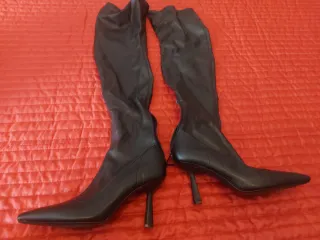 Pack Botas y Botines Negros Con Muy Poco Uso