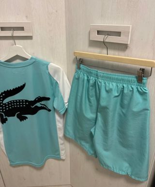 Conjunto deportivo Lacoste
