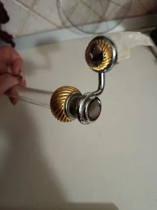 Porta asciugamani plexiglass e ottone oro