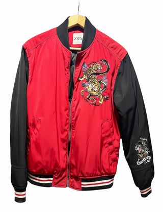 Cazadora Zara Roja y Negra Hombre