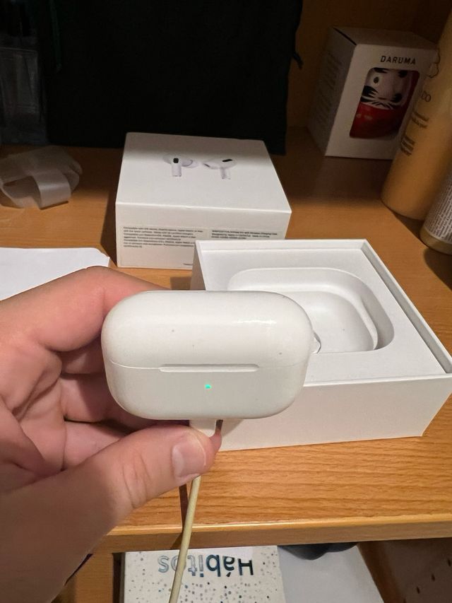 Estuche AirPods Pro (Modelo 2083) Apple Blanco
