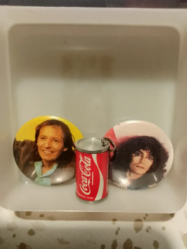 Spille vintage anni '80 e ciondolo Coca-Cola