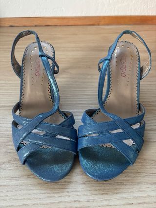 PRESTIGIO Zapatos de tacón azul y dorado