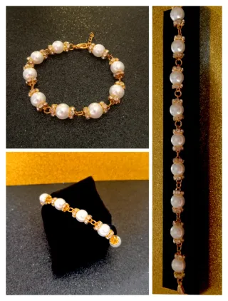 Pulsera Vintage Perlas  Color dorado