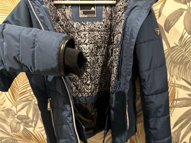 Chaqueta Dare2b azul con capucha