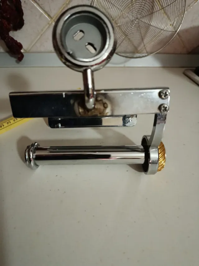 Portarotolo acciaio e ottone