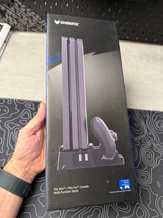 Soporte Sparkfox PS4 Slim/Pro Cargador