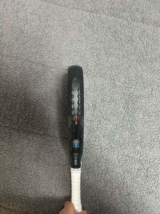 Pala de pádel Adidas Metalbone Pro 2025