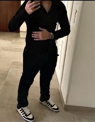 Camicia elegante nera aderente