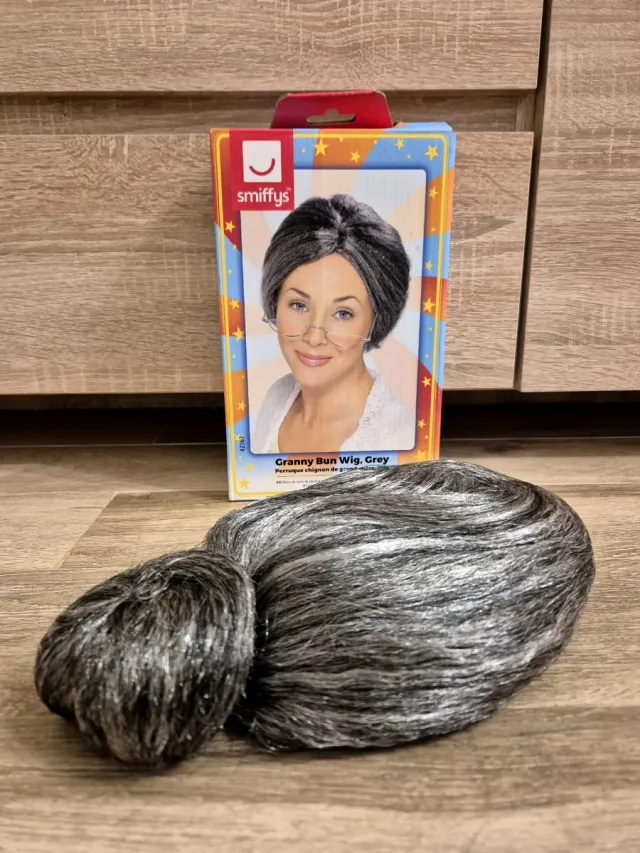 Peluca Smiffy's Granny Bun Gris