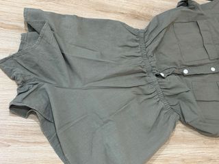 Mono corto H&M verde militar