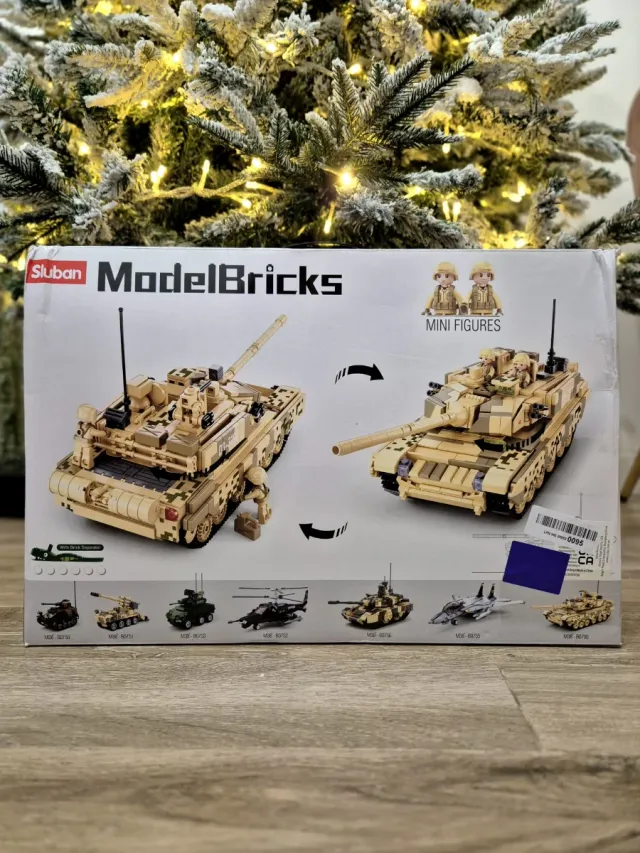 Tanque Sluban ModelBricks Army
