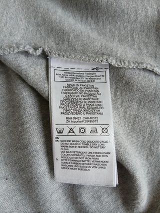 reebok tshirt size L grey