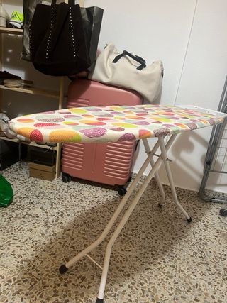 Tabla de planchar con funda estampada