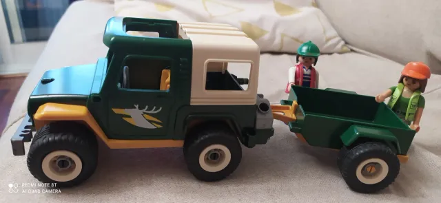 Playmobil Safari Coche con Remolque y Figuras