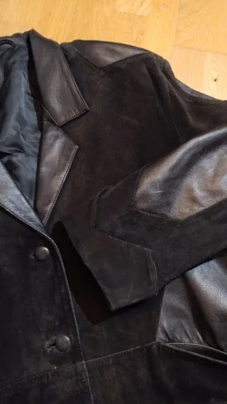 Chaqueta Vintage Oversize Negra Cuero