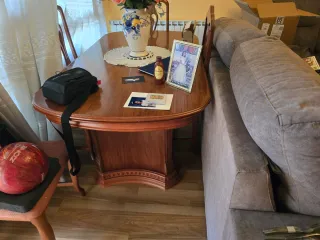 Mueble  con vitrinas y cajones