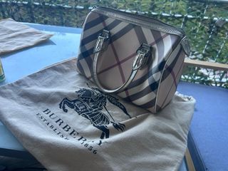 Bolso Burberry Beige y Dorado