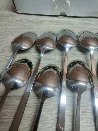 Escandinavia - 12 cucharas de mesa