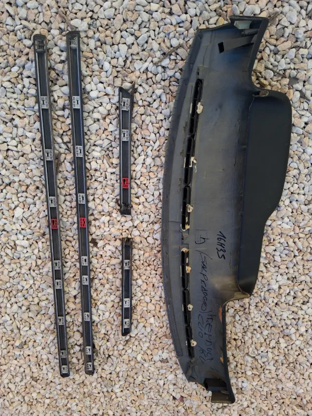 RENAULT "CLIO 16V"MATERIAL      (RECAMBIOS/PIEZAS)