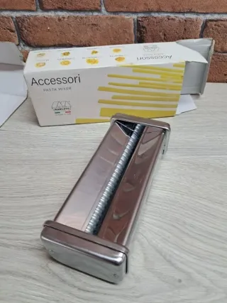 Accessorio per macchina per impastare pasta fresca
