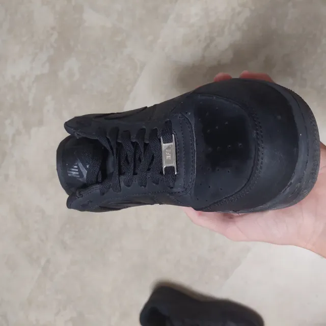 Nike Air Force 1 Negras