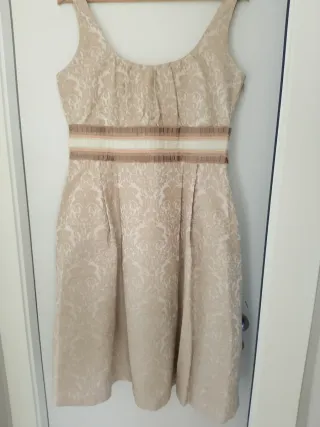 Vestido Zara fiesta beige y dorado