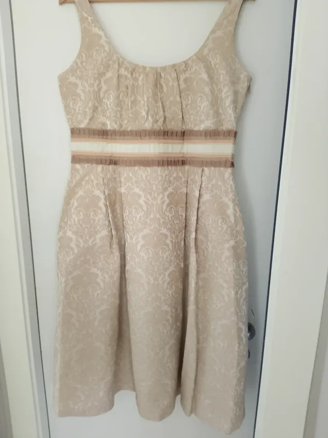 Vestido Zara fiesta beige y dorado