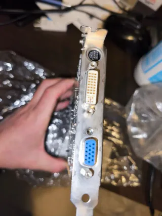 Scheda Video PCI Express Nvidia Quadro FX540 128MB