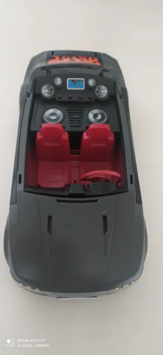 Coche Playmobil deportivo con llamas