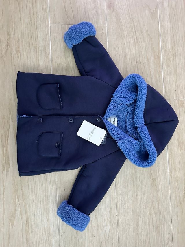 Chaqueta Mayoral azul con capucha