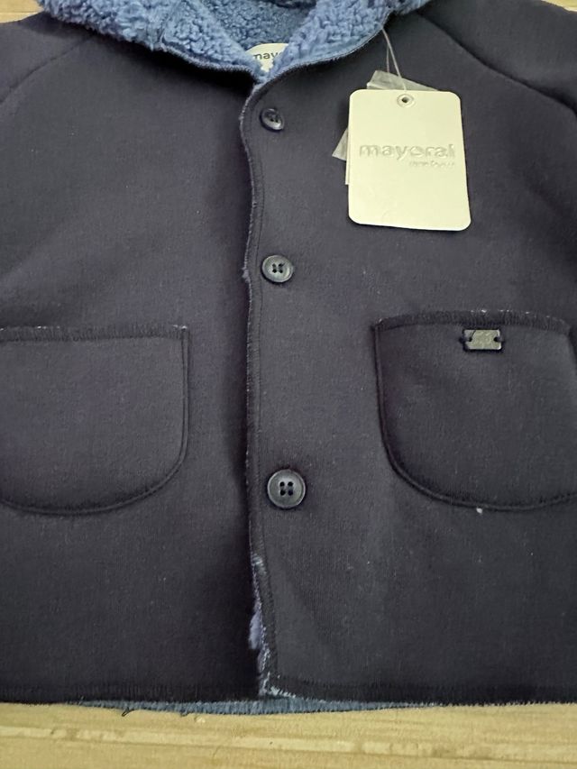 Chaqueta Mayoral azul con capucha