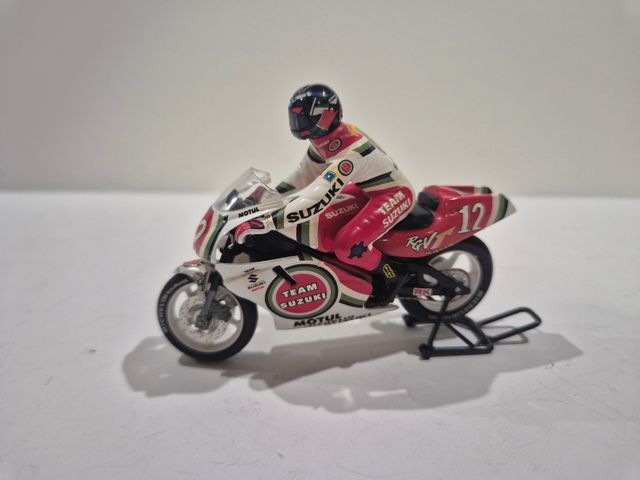 Suzuki RGV 500cc Juan Lopez Mella