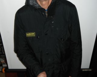 Chaqueta Barbour+Pelliza Marrón+chaqueta Lacoste.