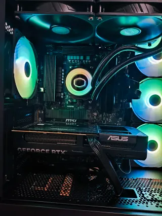 PC Gaming Ryzen 7 7700 rtx5060