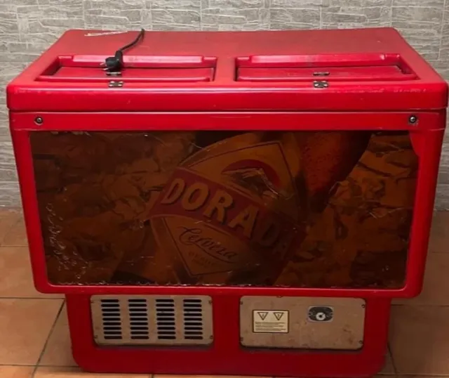 Nevera Roja con Gavetas Superiores