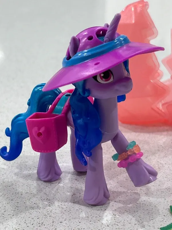 My Little Pony Izzy Moonbow Nuevo