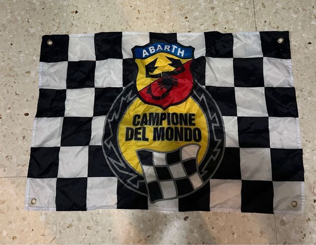 Vecchia bandiera Abarth