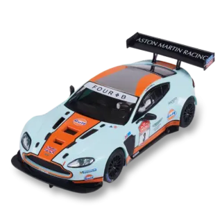 Scalextric Advance 2.0 Aston Martin Vantage